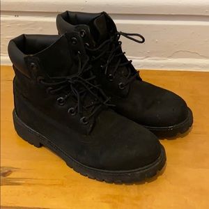 Men size 4 women size 5.5 black Timberlands boots